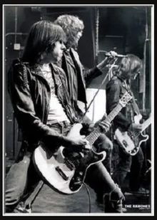 PODKŁADKA POD MYSZ Nadruk 22x18cm THE RAMONES - CBGB'S 1977 Tekst Prezent - Podkładki pod mysz - miniaturka - grafika 1