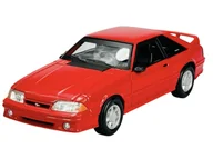 Samochody i pojazdy dla dzieci - MAISTO 1993 FORD MUSTANG SVT COBRA CZERWONY 1:24 32906 - miniaturka - grafika 1