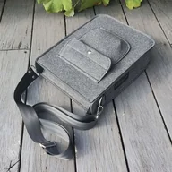 Torebki damskie - Mega listonoszka filcowa - A4 - GRAFITOWA - na pasku - miniaturka - grafika 1