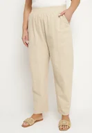 Spodnie damskie - Jasnobeżowe Klasyczne Spodnie Bawełniane z Gumką w Pasie Olozi - miniaturka - grafika 1