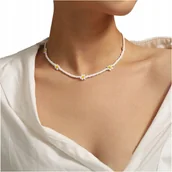 Naszyjniki - Naszyjnik choker biały koraliki kwiatuszki - miniaturka - grafika 1