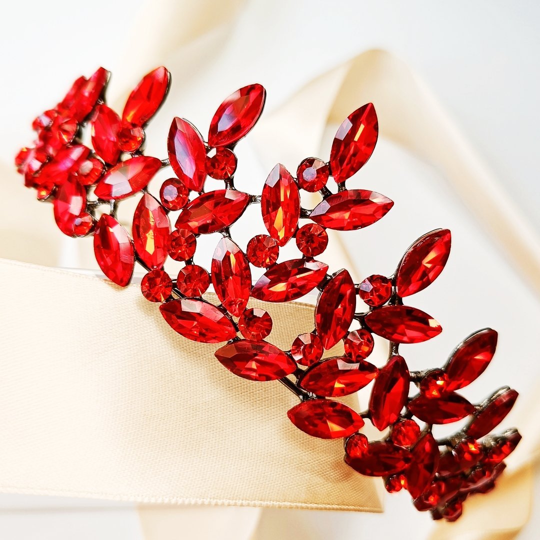 Czerwona czarna korona tiara diadem na ślub ekstrawagancka listki cyrkonie