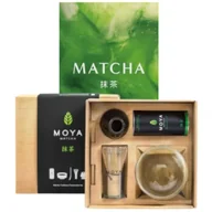 Diety, zdrowe żywienie - Paczka od Mikołaja: Matcha. Kuchnia, energia, harmonia, Zestaw ceremonialny do matchy ze szklaną czarką - miniaturka - grafika 1