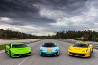 Czasopisma - Pojedynek Lamborghini huracan vs McLaren 570GT vs Ferrari Italia - Tor Toruń - miniaturka - grafika 1
