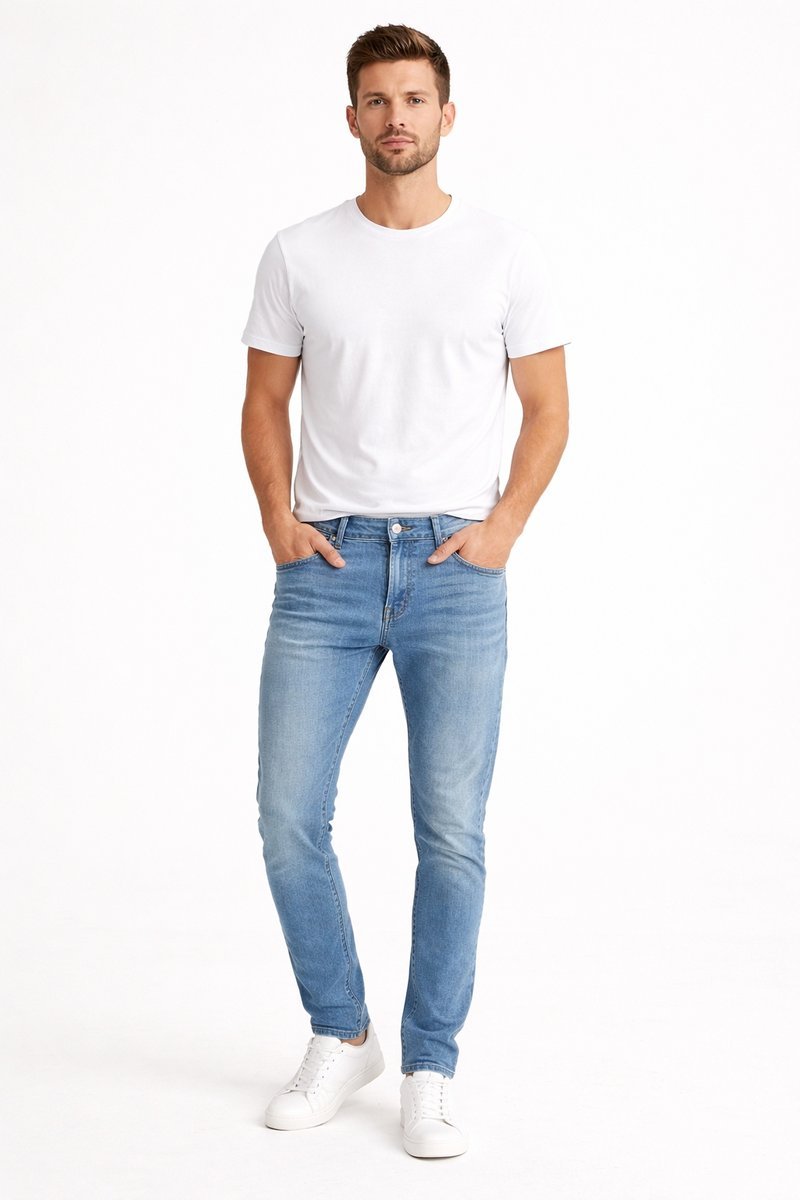PEPE JEANS JEANSY MĘSKIE RURKI W KOLORZE JASNY NIEBIESKI 28/34 XTA