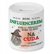 Skarbonki - Skarbonka Dla Influencera na Urodziny na Prezent z Nadrukiem ze Zdjęciem + Opakowanie na prezent (wzór 02) - miniaturka - grafika 1