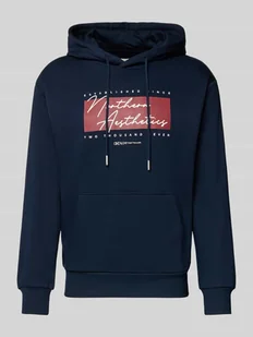Bluza z kapturem o kroju regular fit z mieszanki bawełny - Bluzy męskie - miniaturka - grafika 1