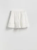 Spódnice - Reserved - Spódnica mini z haftem - biały - miniaturka - grafika 1