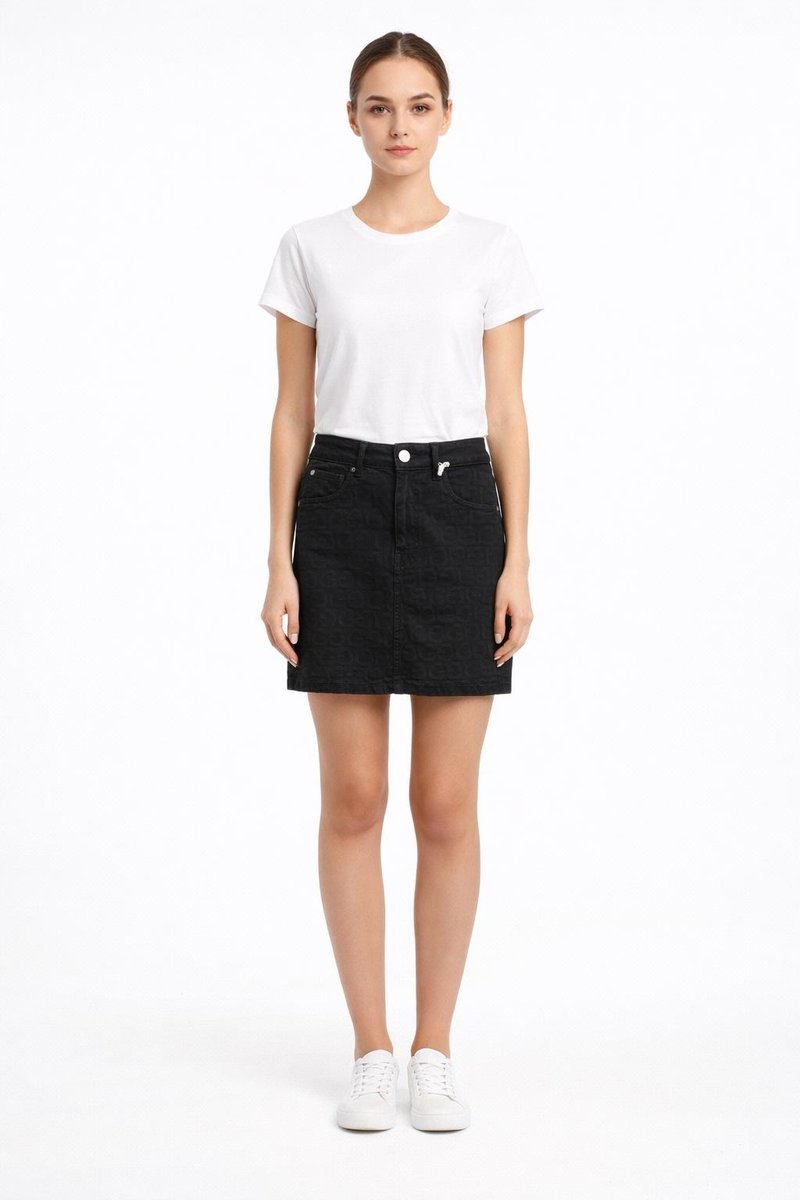 GUESS CZARNA SPÓDNICA MINI WZÓR JEANSOWA PROSTA 25 GGA
