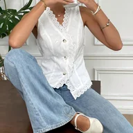 Koszule damskie - TEMU Damska Letnia Bluzka Bez Rękawów w Stylu Francuskim – Elegancka Półprzezroczysta Koronkowa Koszula z Haftem, Biała Koszula na Wakacje w Stylu - miniaturka - grafika 1