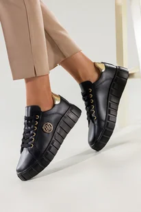 Czarne sneakersy skórzane damskie creepersy na platformie sznurowane złota ozdoba Carla 7720 - Półbuty damskie - miniaturka - grafika 1