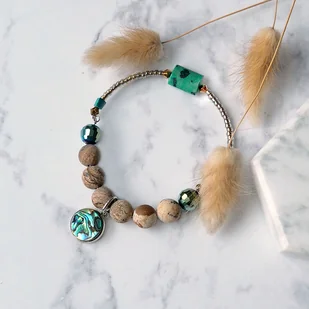 INTERESUJĄCA BRANSOLETKA z zawieszką i jaspisem - Bransoletki - miniaturka - grafika 1