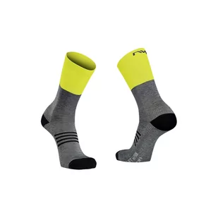 Skarpety rowerowe NORTHWAVE EXTREME PRO HIGH SOCK - Skarpetki kolarskie - miniaturka - grafika 1