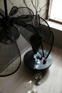 Dekoracyjna lampa wisząca - kwiat do salonu 108660 z serii STYRKA - Lampy sufitowe - miniaturka - grafika 3