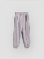 Spodnie i spodenki dla dziewczynek - Reserved - Spodnie dresowe - lawendowy - miniaturka - grafika 1