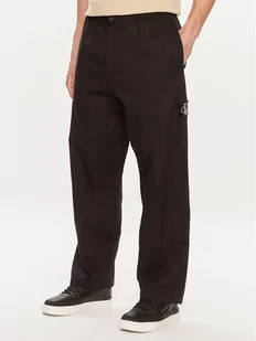 Calvin Klein Jeans Spodnie materiałowe J30J325126 Czarny Regular Fit - Spodnie męskie - miniaturka - grafika 1