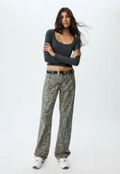 Koszulki i topy damskie - Stradivarius Podstawowa koszulka z długim rękawem Ciemnoszary XL - miniaturka - grafika 1