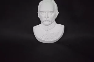 Piłsudzki-popiersie - Figurki dekoracyjne - miniaturka - grafika 1