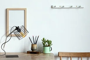 Lampka biurkowa do pracy i nauki w kolorze czarnym DALBY LOFT - Lampy stojące - miniaturka - grafika 1