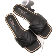 Klapki i japonki damskie - Klapki damskie pikowane czarne S.Barski - miniaturka - grafika 1