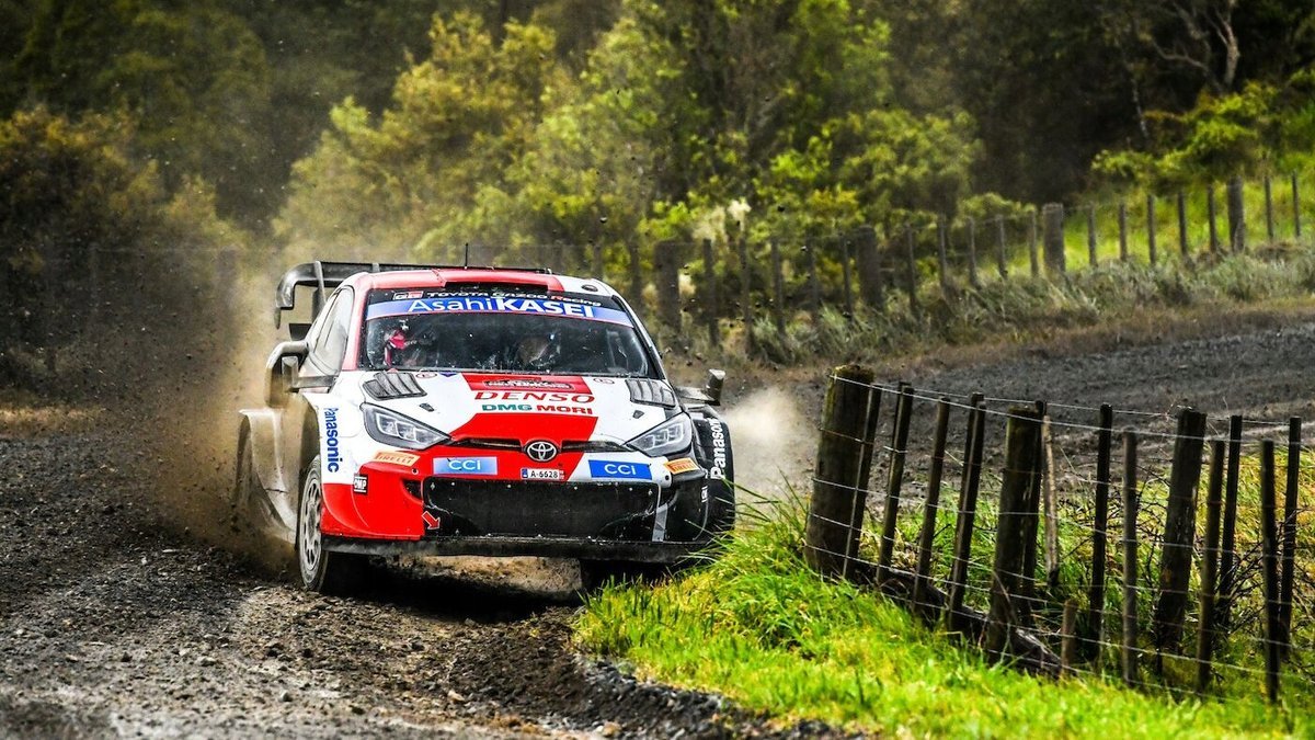 PUZZLE Kalle Rovanpera WRC Auta Wyścigi + IMIĘ Pudełko 120 el.
