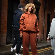 Spodnie sportowe damskie - NIKE SPODNIE NSW PHNX FLC HR OS PANT - Nike - miniaturka - grafika 1