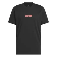 Koszulki męskie - adidas Mężczyźni adidas Hoops Graphic Tee, black/lucid red, L - miniaturka - grafika 1