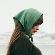 Apaszki i szaliki damskie - Apaszka Szałwiowa BIRUANG 100% etycznej wełny merino RWS - miniaturka - grafika 1