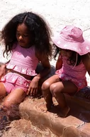 Stroje kąpielowe dla dziewczynek - Konges Sløjd dwuczęściowy strój kąpielowy dziecięcy kolor różowy - miniaturka - grafika 1