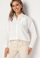 Koszule damskie - Biała Bawełniana Koszula z Kwiatową Aplikacją 3D Velonie - miniaturka - grafika 1