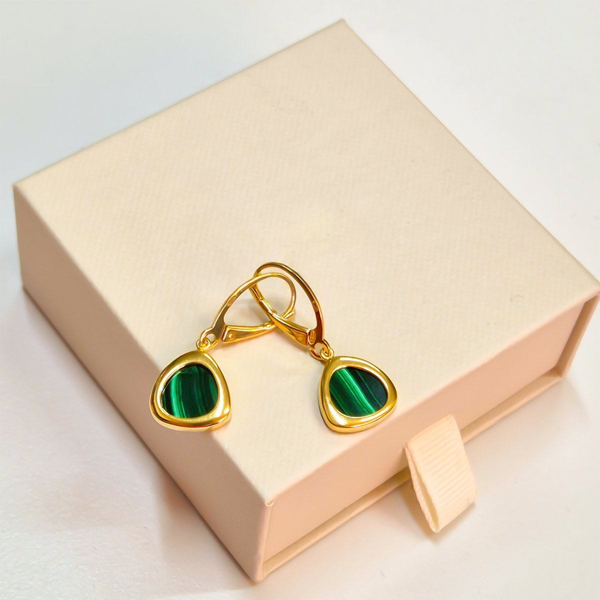 Kolczyki Srebrne 925 Pozłacane z Naturalnym Malachitem Zielonym