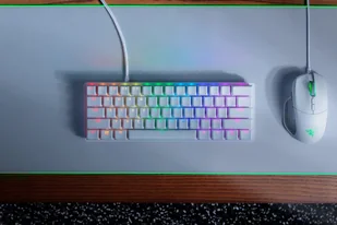 Razer Huntsman Mini Gaming USB QWERTY Angielski Biały RZ03-03392700-R3G1 - Klawiatury - miniaturka - grafika 1