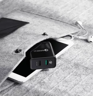 Ugreen ładowarka sieciowa Quick Charge 3.0 2x USB 30W 3A biały (30922) - Ładowarki do telefonów - miniaturka - grafika 10