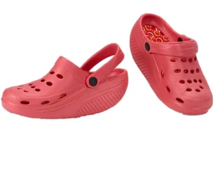 Klapki krokodylki czerwone rozmiar 34 - Trampki damskie - miniaturka - grafika 1