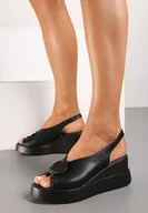 Sandały damskie - Czarne Skórzane Sandały na Koturnie z Metalową Ozdobą Grisellda - miniaturka - grafika 1