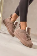 Półbuty damskie - Ciemnobeżowe sneakersy damskie z futerkiem na bieżnikowanej platformie ozdobne sznurówki z wzorem Casu 22337-6 - miniaturka - grafika 1