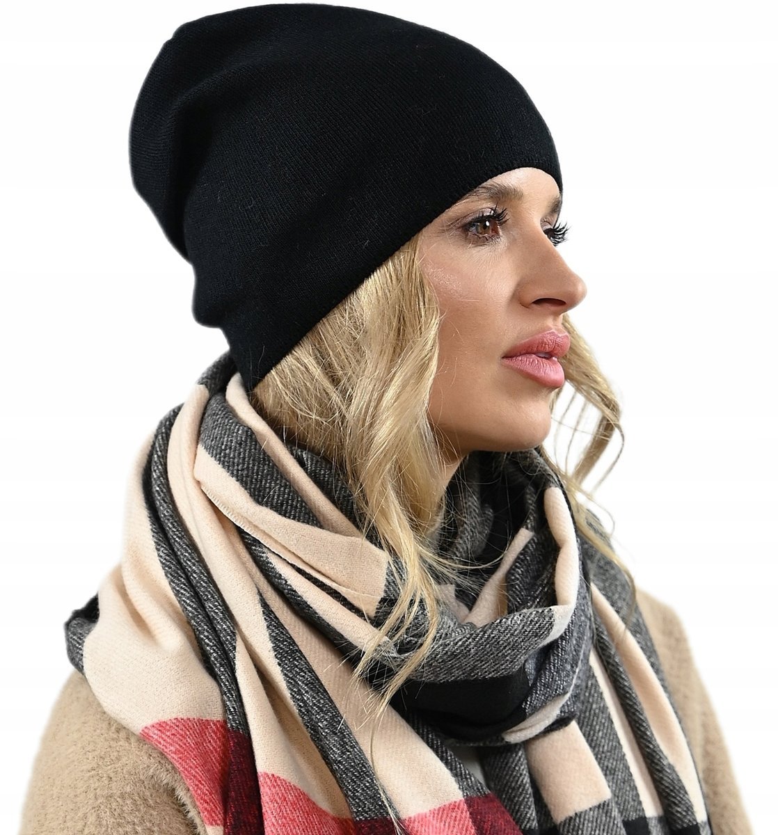 Czarna Damska CZAPKA podpinana jesień zima kobieca rozmiar uniwersalny V3