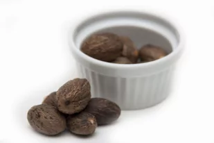 Gałka muszkatołowa orzech 1 kg - Przyprawy i zioła sypkie - miniaturka - grafika 1