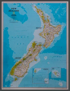 National Geographic, Nowa Zelandia Classic mapa ścienna polityczna na podkładzie do wpinania 1:2 300 000 - Mapy i plansze edukacyjne - miniaturka - grafika 1