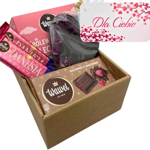 Zestaw prezentwoy na Walentynki dla Dziewczyny Słodycze Wawel - Zestawy upominkowe - miniaturka - grafika 1