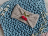 Czapki dla dzieci - Opaska z wisienką szara - miniaturka - grafika 1