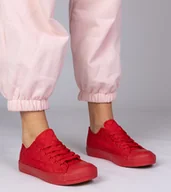 Trampki damskie - Czerwone klasyczne trampki pikowane Nessa - Gemre - miniaturka - grafika 1