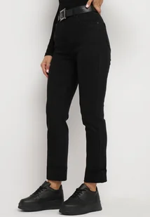 Czarne Klasyczne Jeansy z Wysokim Stanem Podwiniętymi Nogawkami i Paskiem z Klamrą Terinori - Spodnie damskie - miniaturka - grafika 1
