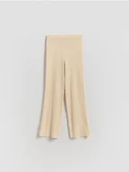 Swetry dla dziewczynek - Reserved - Dzianinowe spodnie flare - złamana biel - miniaturka - grafika 1