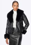 Kurtki damskie - Damska kurtka z ekoskóry z futerkowym kołnierzem i mankietami czarna - miniaturka - grafika 1