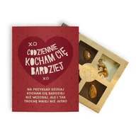 Bombonierki i czekoladki - Mini czekoladki "Codziennie kocham Cię bardziej" Słodki prezent na Walentynki - miniaturka - grafika 1