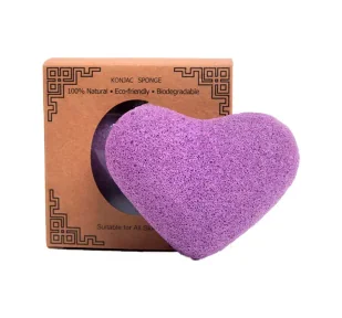 Lash Brow, Gąbka konjac lawendowa Serce, 1 szt. - Chusteczki do demakijażu - miniaturka - grafika 1