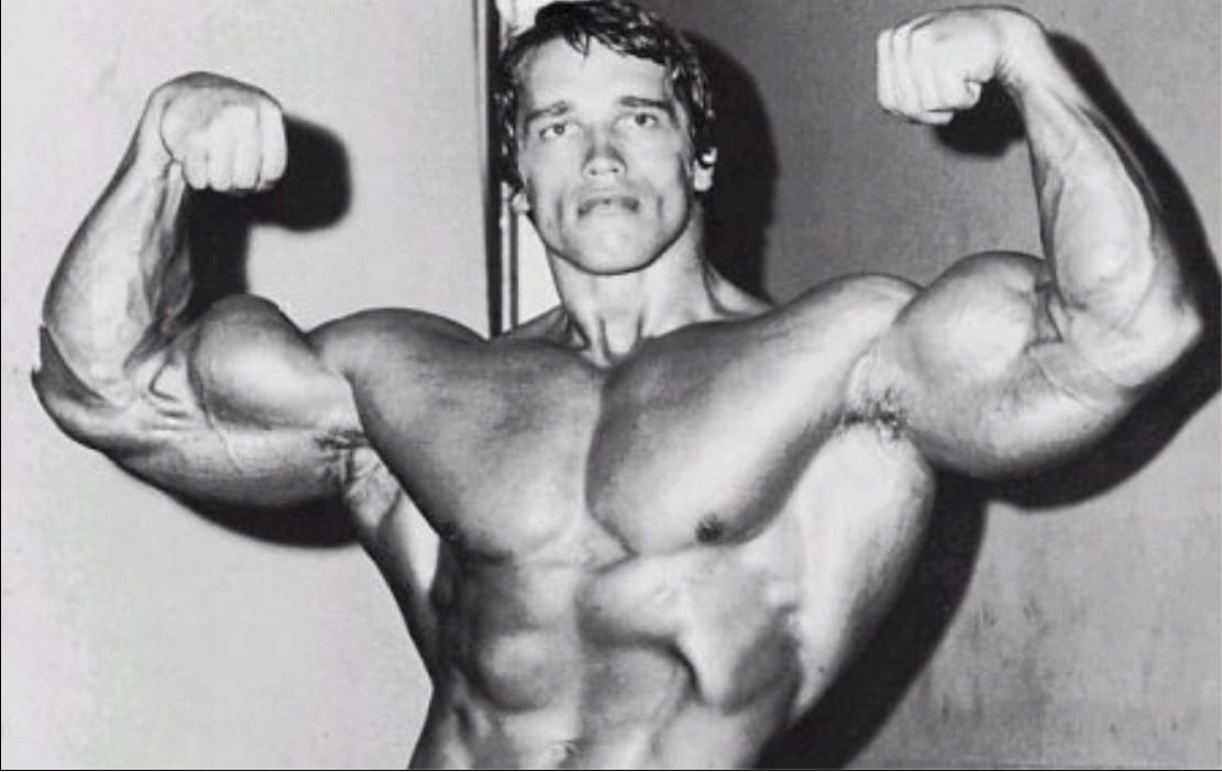 PODKŁADKA POD MYSZ Z Nadrukiem 22x18 cm Arnold Schwarzenegger Tekst Prezent