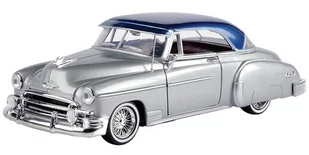 Chevy Bel Air 1950 silver 1:24 Motormax 79026 - Kolekcjonerskie modele pojazdów - miniaturka - grafika 1