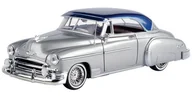 Kolekcjonerskie modele pojazdów - Chevy Bel Air 1950 silver 1:24 Motormax 79026 - miniaturka - grafika 1